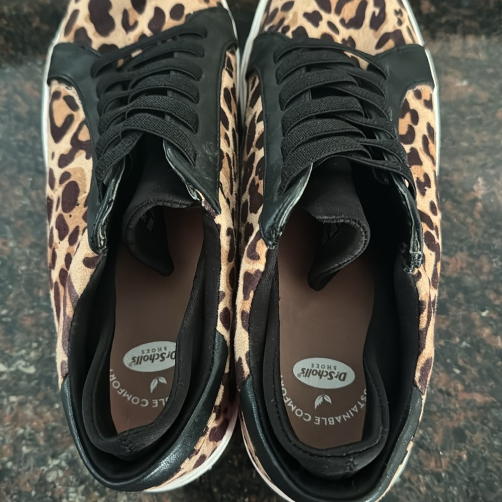 Dr Scholl’s Leopard print slip on sneakers ladies 8 - Picture 5 of 6